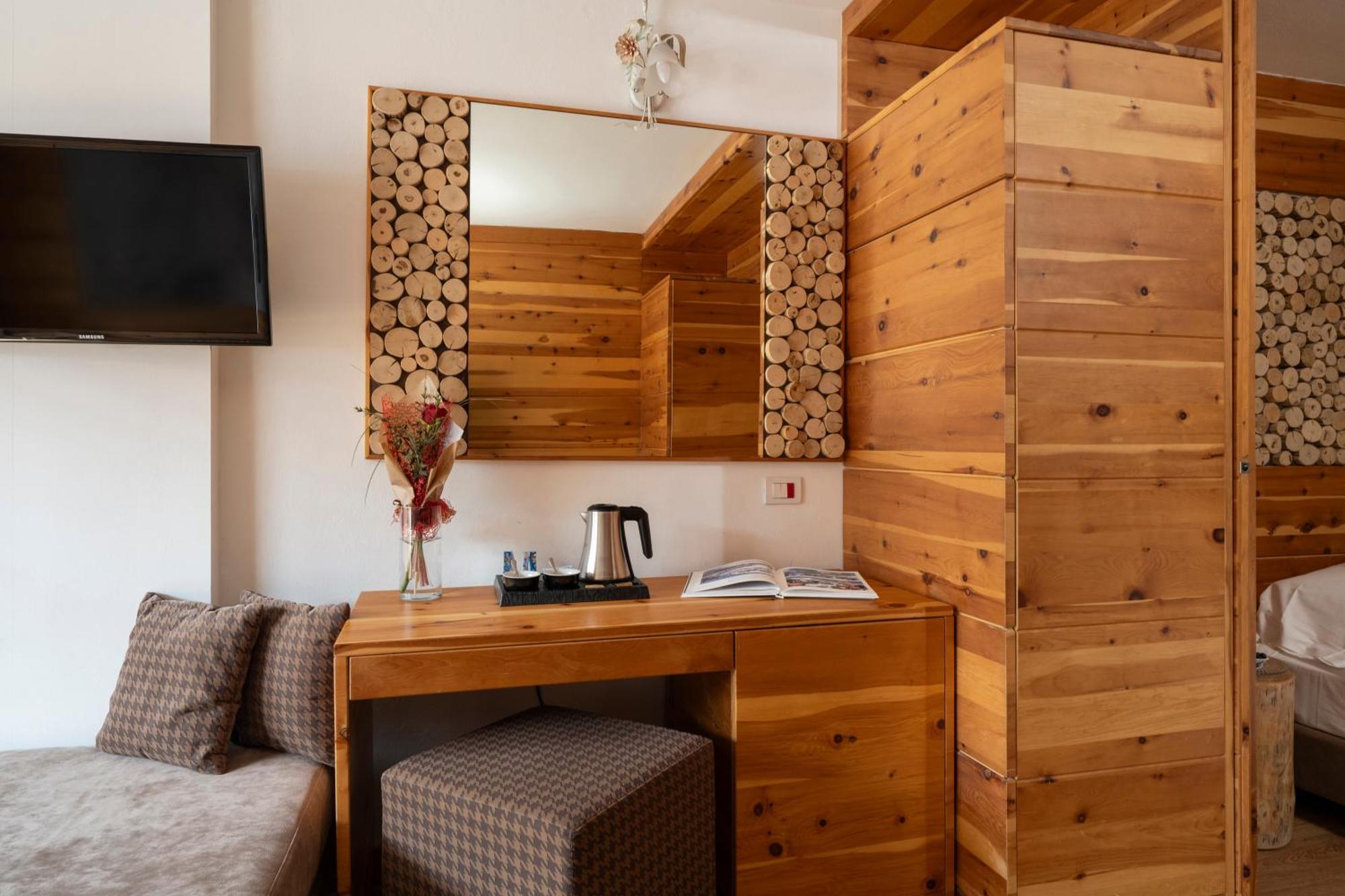 Hotel Dahu Madonna Eksteriør billede